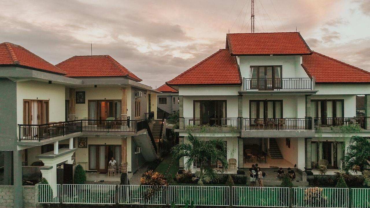 D'Canggu Homestay Exterior photo